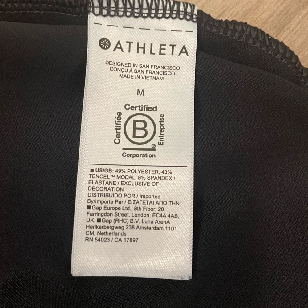 Athleta Seasoft Pant - Dark Gray with Black 2nd Waist - Med - Like New - Picture 4 of 8
